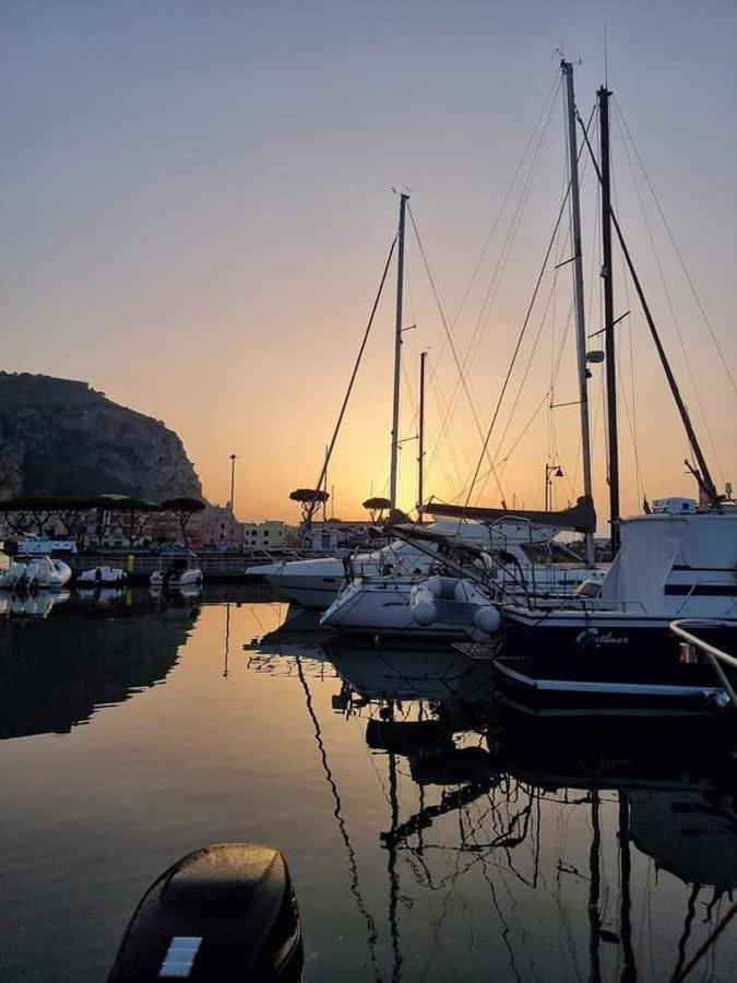 Casa Domitilla Vista Mare - Spiagge, Storia & Relax Wifi - Netflix Terracina Eksteriør billede
